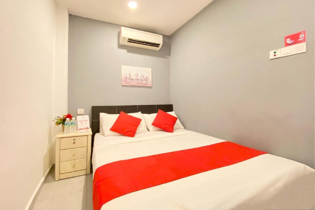 Hotel Spot On 90283 Twenty Seven Muntri Tanjung Bungah  Exterior foto